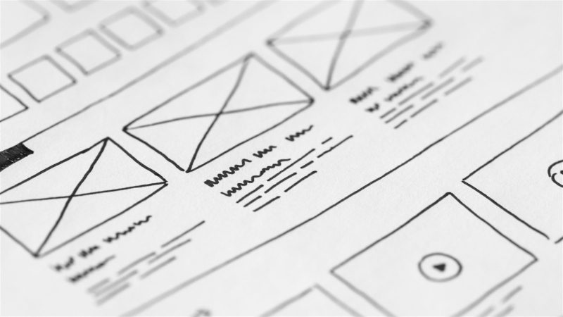 Wireframe desenhado à mão representando a estrutura de um site